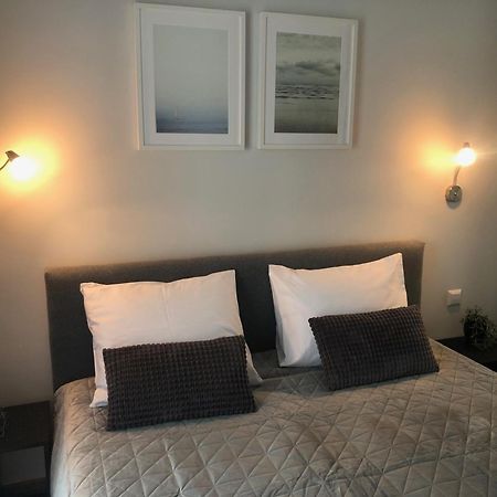 Cosy 1 Bedroom Apartment In The Heart Of Old Town With Parking 카우나스 외부 사진