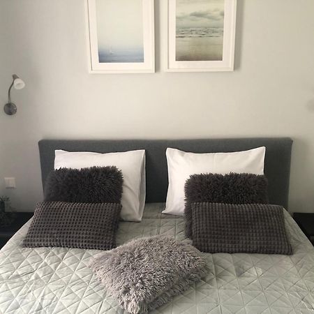 Cosy 1 Bedroom Apartment In The Heart Of Old Town With Parking 카우나스 외부 사진